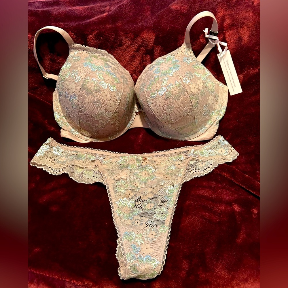 Victoria’s Secret “Body By Victoria” Bra & Panty Set  38DD/XL (NWT)